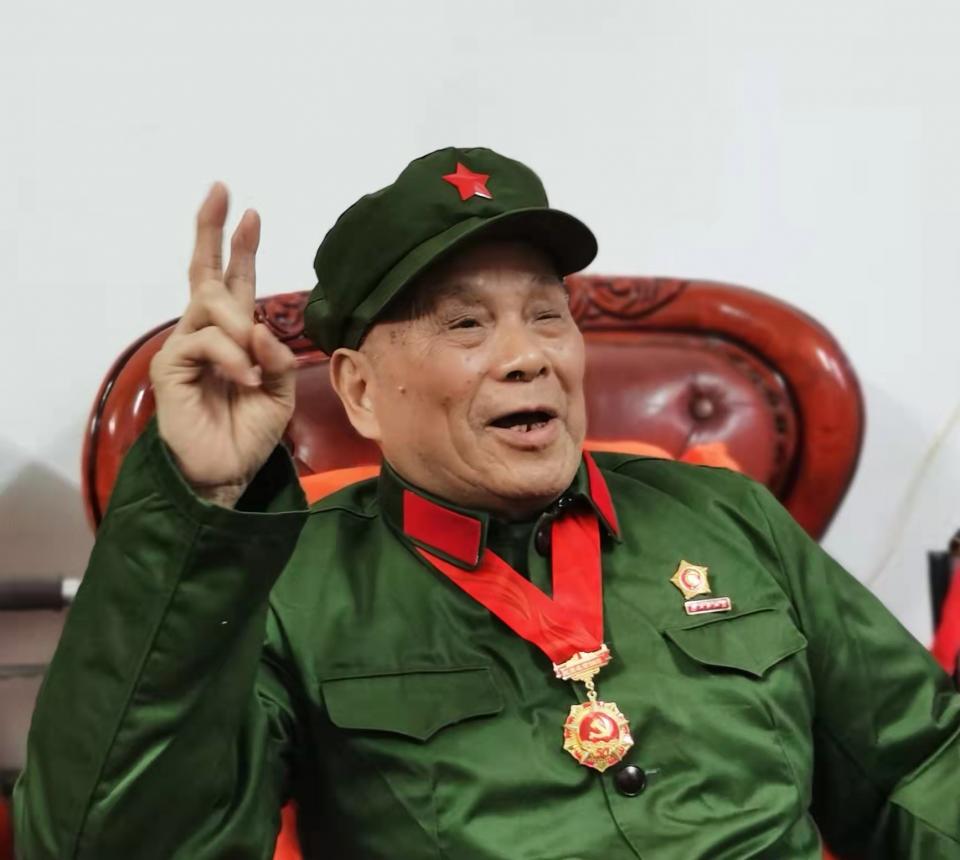 《笑迎二十大》赞  之六