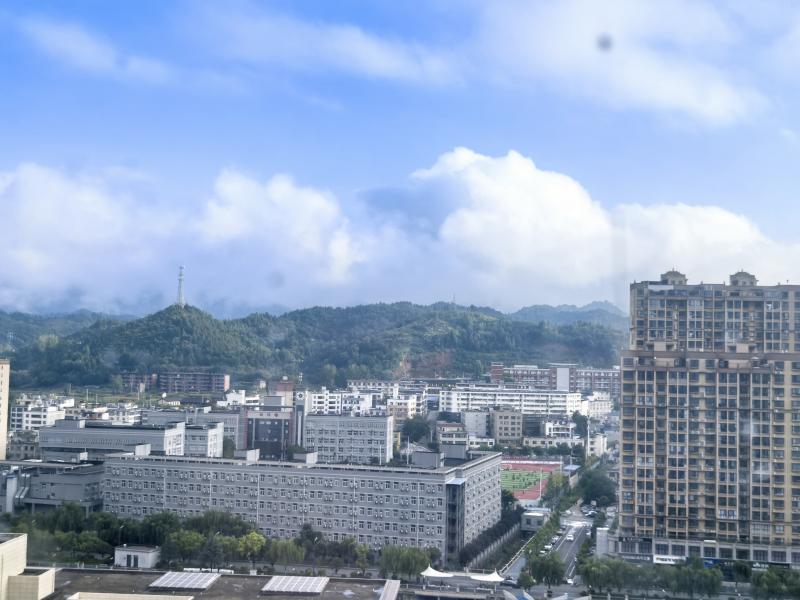 山阳晨昏：秦岭七日的流动与归巢