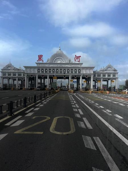 徜徉在黑河的大街上